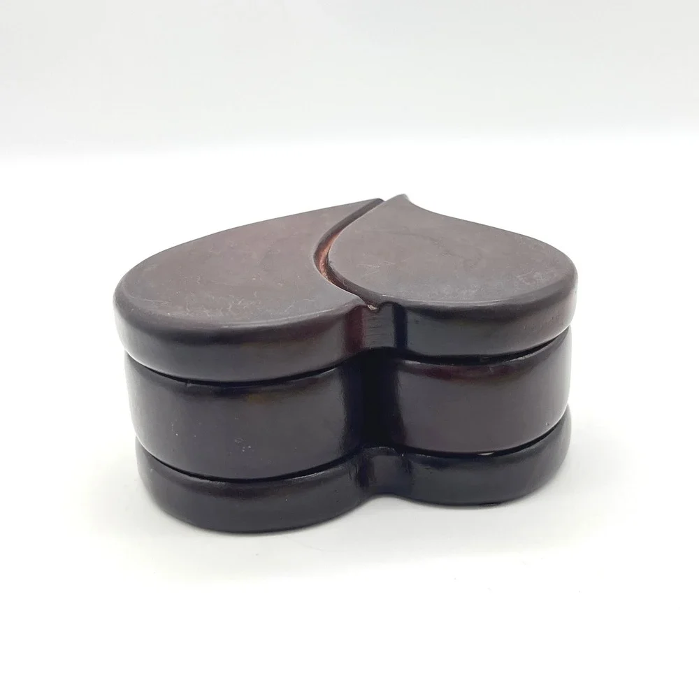 Unbranded two tier